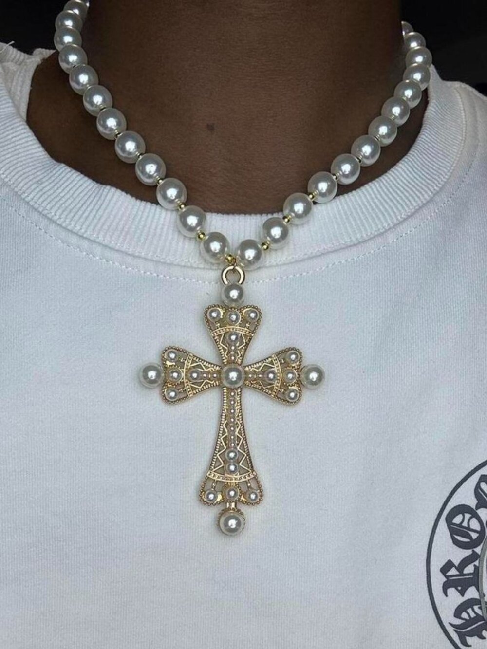 Pearl cross necklace